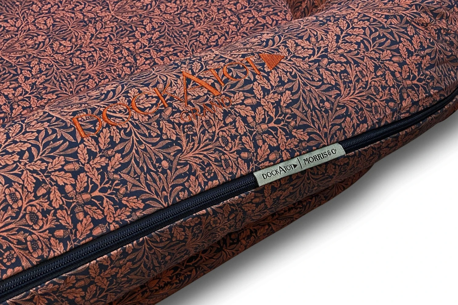 Grand Dock - Acorn 4 Grand Dock - Acorn - Image 4