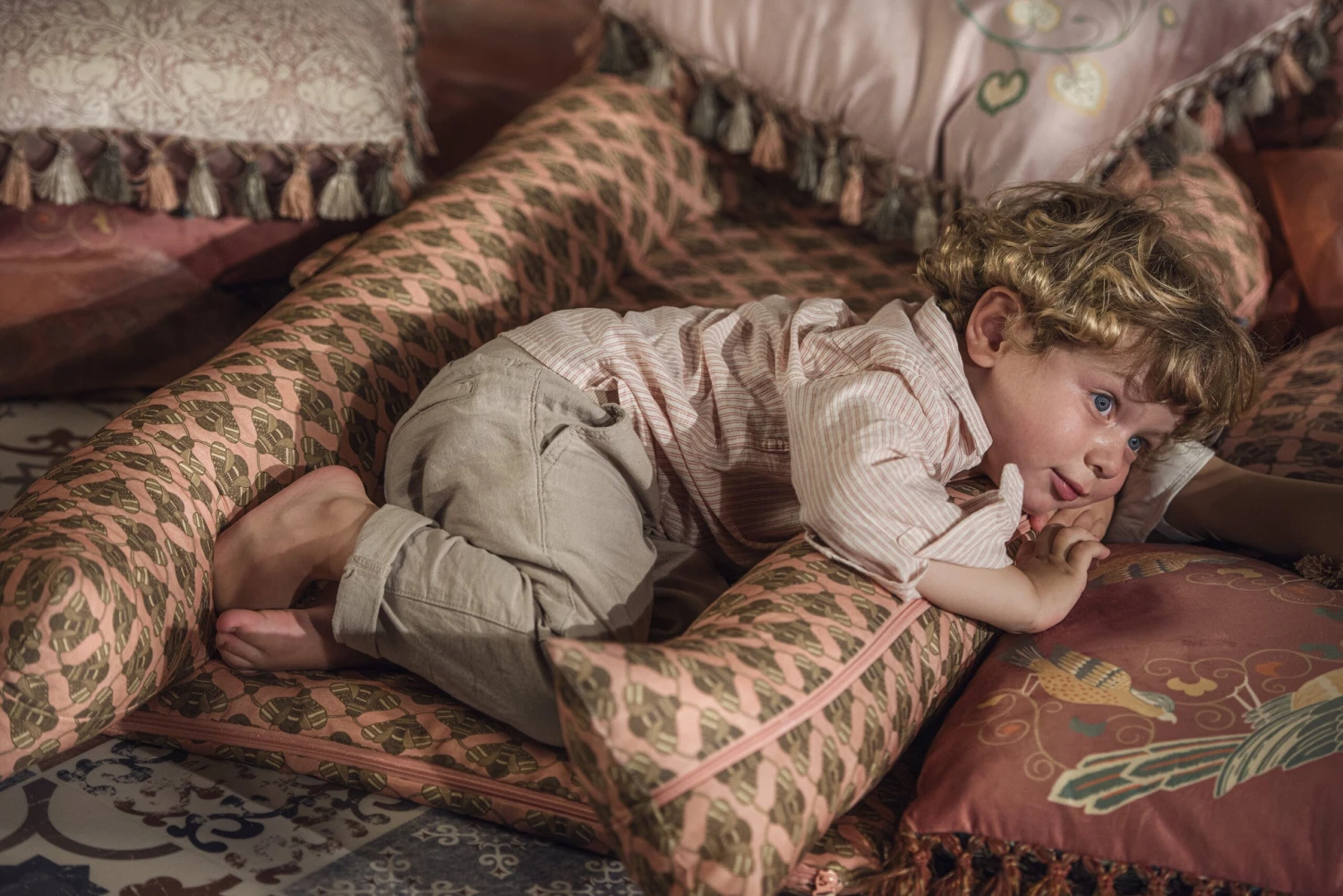 Spare Cover (Grand) - Busy Bees 5 Spare Cover (Grand) - Busy Bees - Image 5