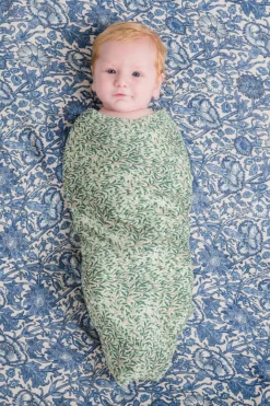 DockATot Swaddle Set - Pink & Rose / Willow Boughs -DockATot 615116 07 scaled