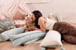 Cosset Body Pillow – Boucle / Marine Chambray -DockATot 63087 08 scaled