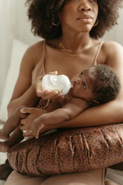 La Maman Wedge - Bronzed Cheetah -DockATot 64152 6 scaled