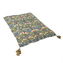 Futon Royale - Strawberry Thief